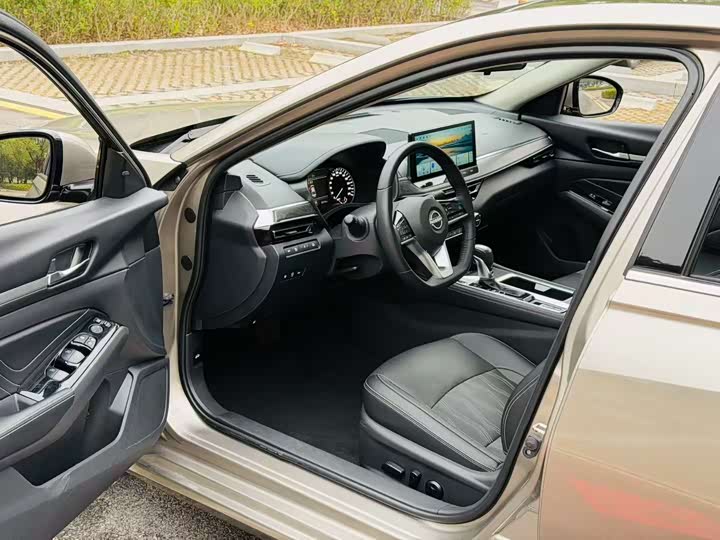 Фото 5 - Nissan Teana