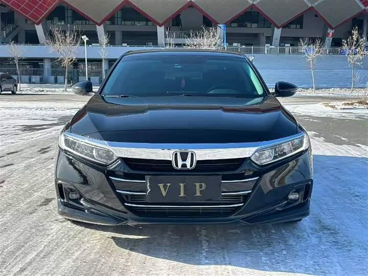 Фото 2 - Honda Accord