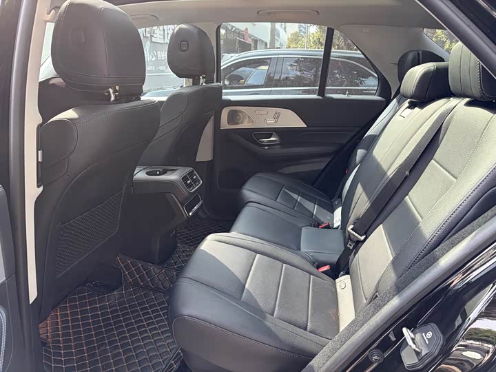 Фото 6 - Mercedes-Benz GLE-Class