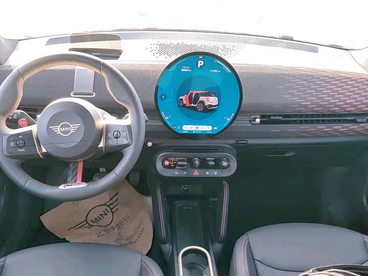 Фото 8 - Mini Aceman JCW