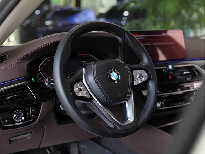 Фото 7 - BMW 5 Series