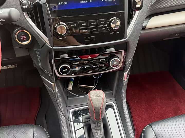 Фото 8 - Subaru Forester