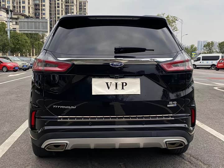 Фото 5 - Ford Edge