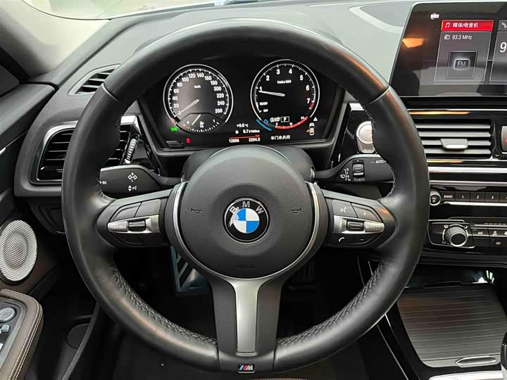 Фото 3 - BMW 1 Series