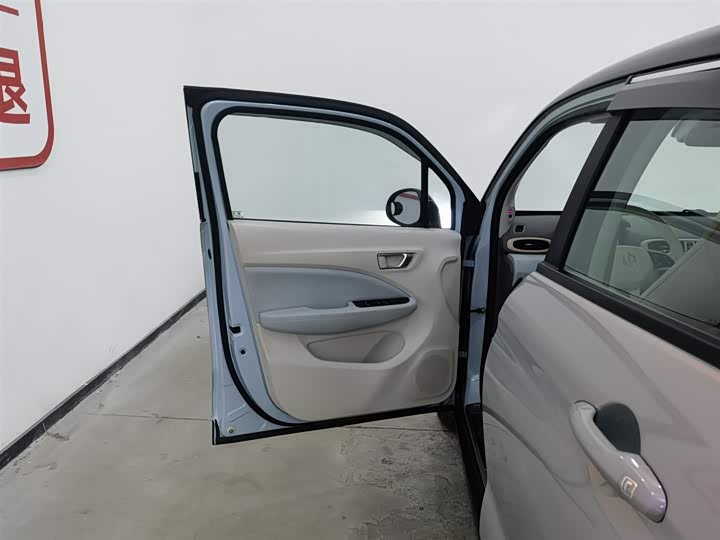 Фото 8 - Leapmotor T03