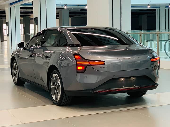 Фото 4 - XPeng Mona M03