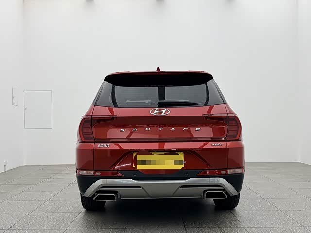 Фото 5 - Hyundai Santa Fe