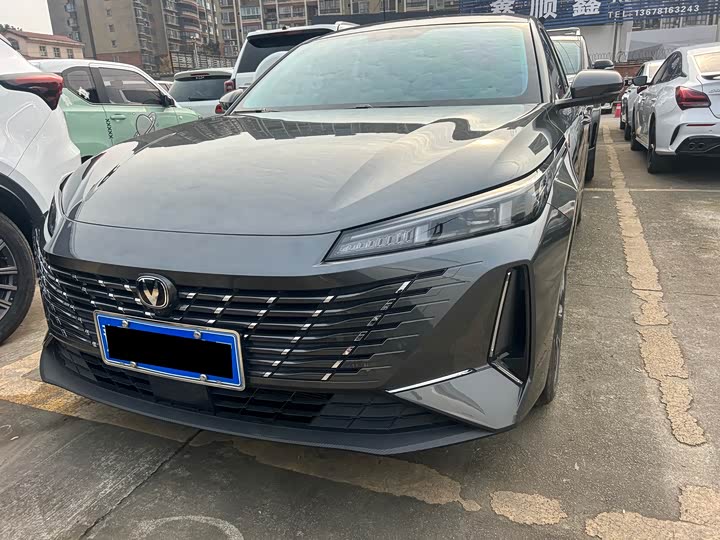 Фото 1 - Changan Eado Plus