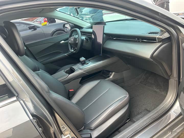 Фото 8 - Changan Eado Plus