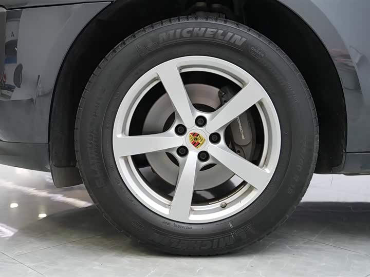 Фото 4 - Porsche Macan