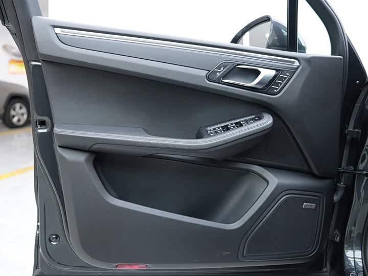 Фото 5 - Porsche Macan