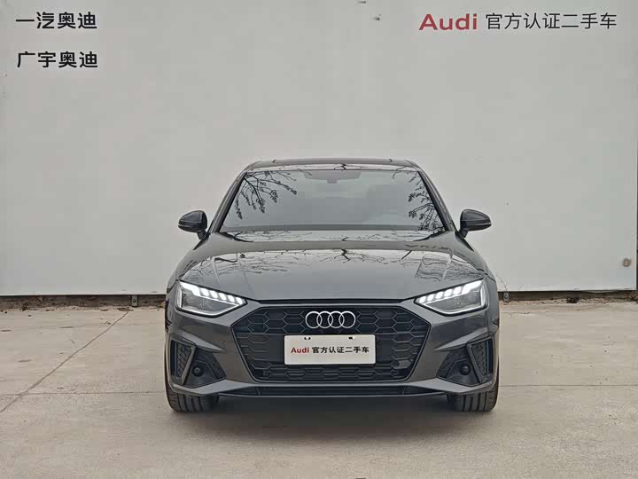 Фото 2 - Audi A4L