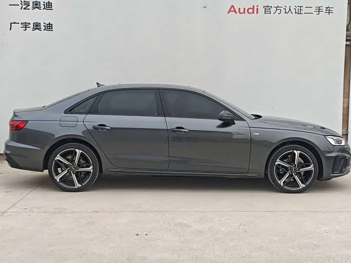 Фото 3 - Audi A4L