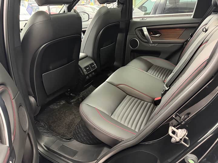 Фото 8 - Land Rover Discovery Sport (Old)