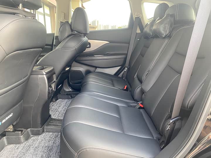 Фото 7 - Nissan Murano