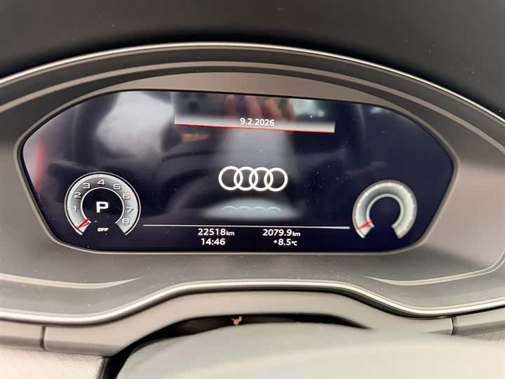 Фото 9 - Audi Q5L Sportback