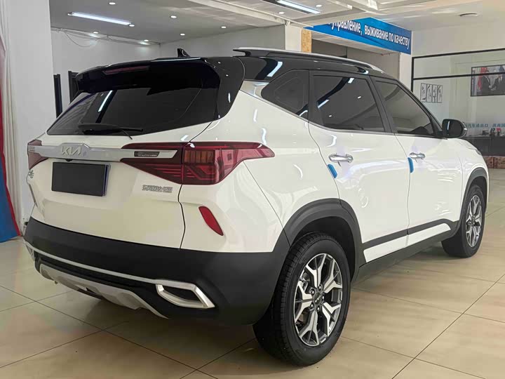 Фото 6 - Kia KX3