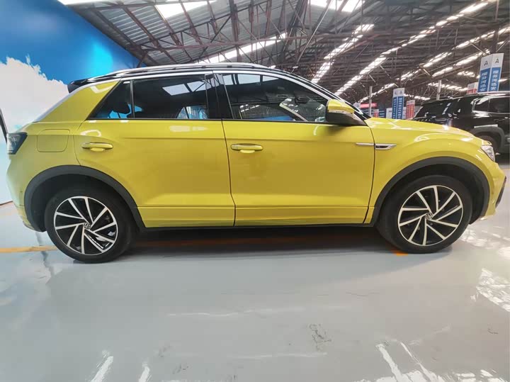 Фото 4 - Volkswagen T-Roc