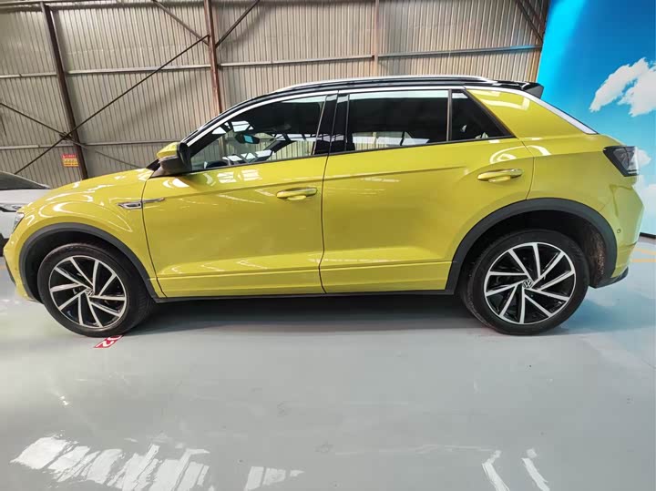 Фото 6 - Volkswagen T-Roc