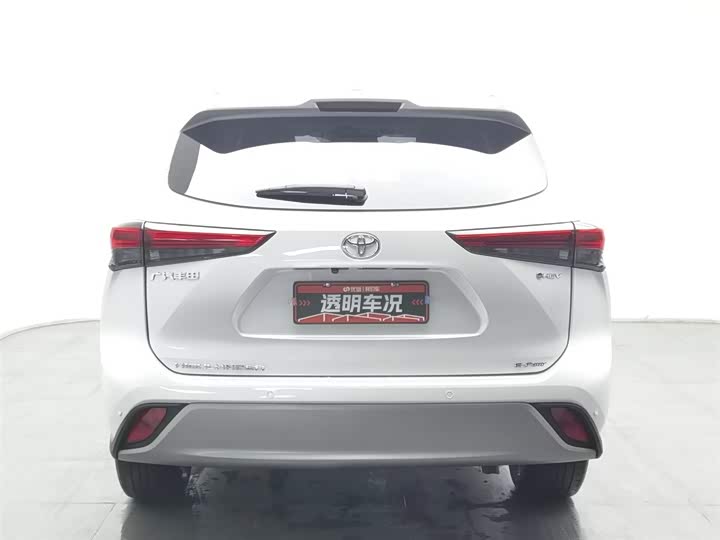 Фото 4 - Toyota Highlander