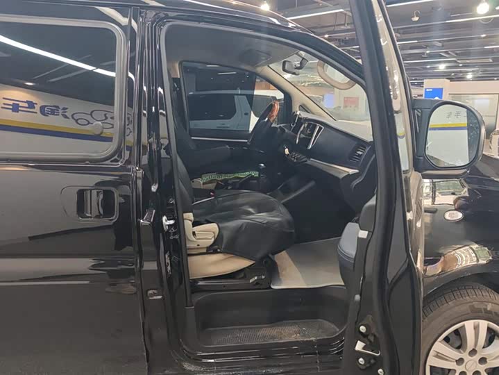 Фото 8 - Dongfeng Forthing Lingzhi M5