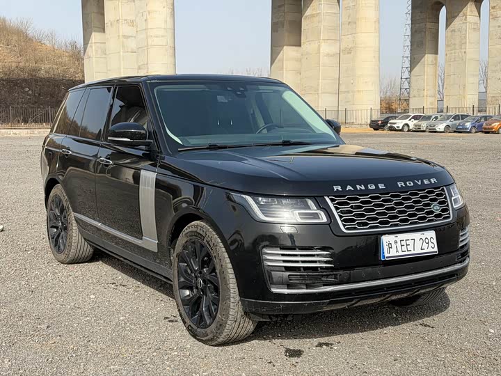 Photo 3 - Land Rover Range Rover