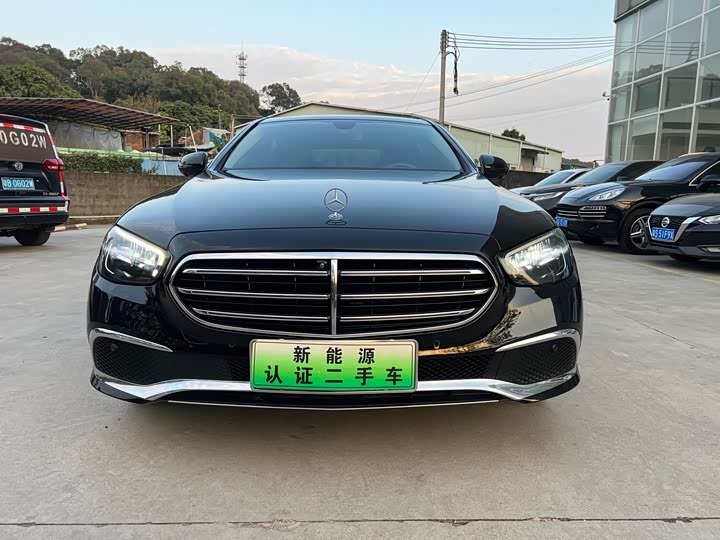 Фото 2 - Mercedes-Benz E-Class Hybrid