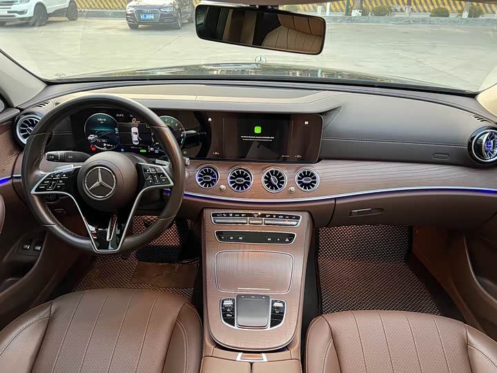 Фото 8 - Mercedes-Benz E-Class Hybrid