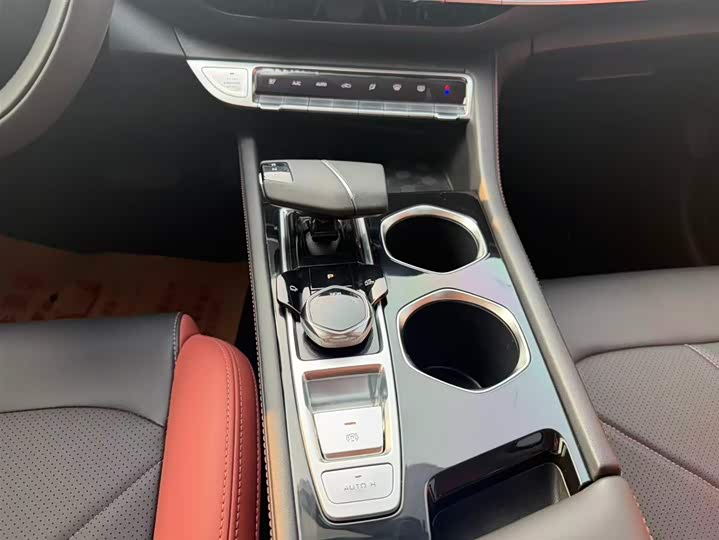 Фото 7 - Changan Eado Plus