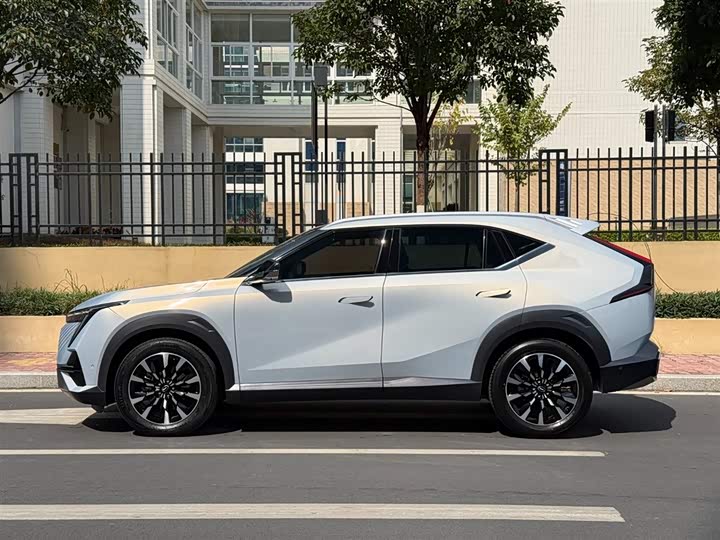 Фото 4 - GAC Trumpchi Emkoo