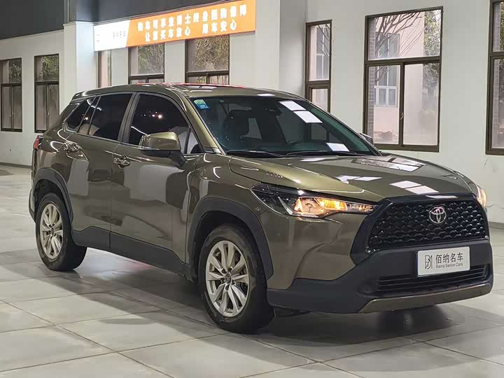 Фото 3 - Toyota Corolla Cross