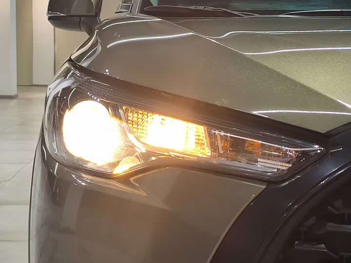 Фото 4 - Toyota Corolla Cross