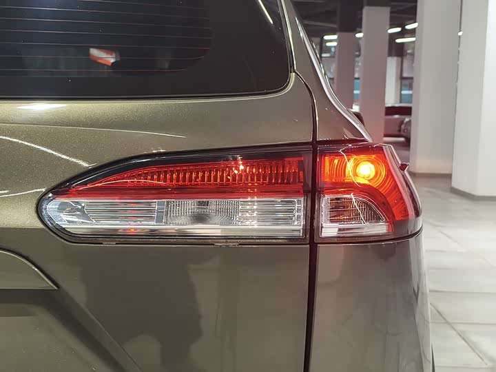 Фото 5 - Toyota Corolla Cross