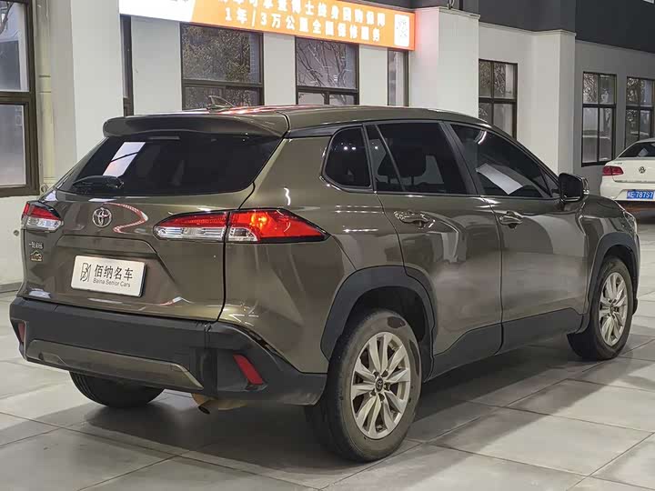 Фото 8 - Toyota Corolla Cross