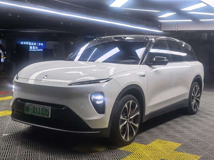 Фото 1 - Nio ES8