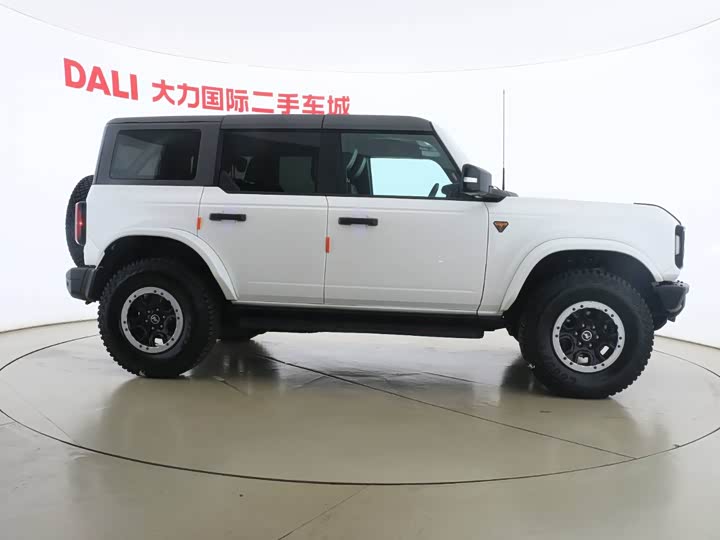 Фото 4 - Ford Bronco