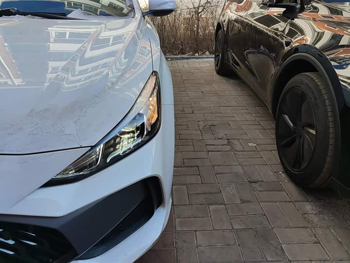 Фото 5 - MG Motor 5