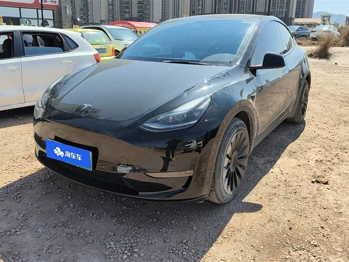 Фото 1 - Tesla Model Y