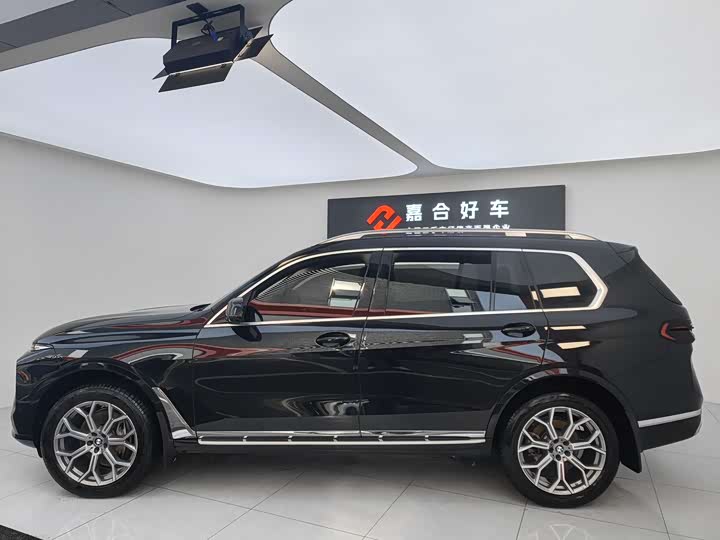 Фото 3 - BMW X7