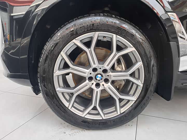 Фото 4 - BMW X7