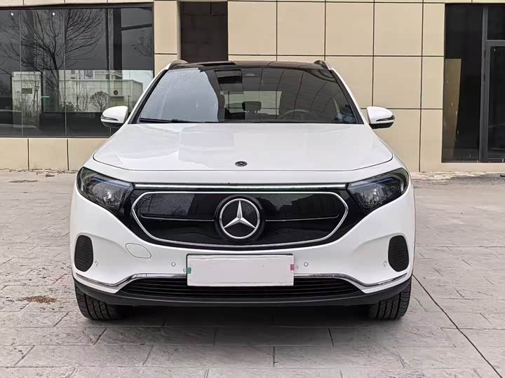 Фото 2 - Mercedes-Benz EQA