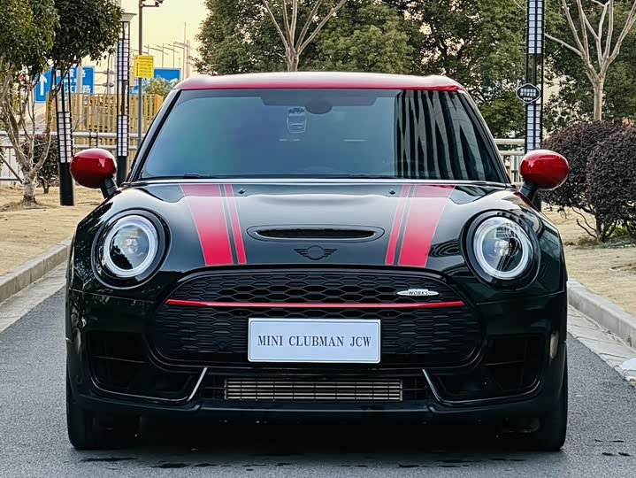 Фото 2 - Mini Clubman JCW