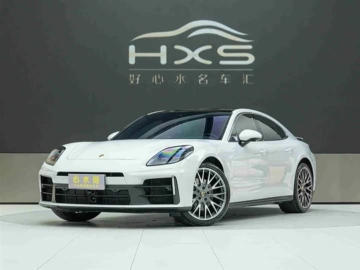 Фото 1 - Porsche Panamera