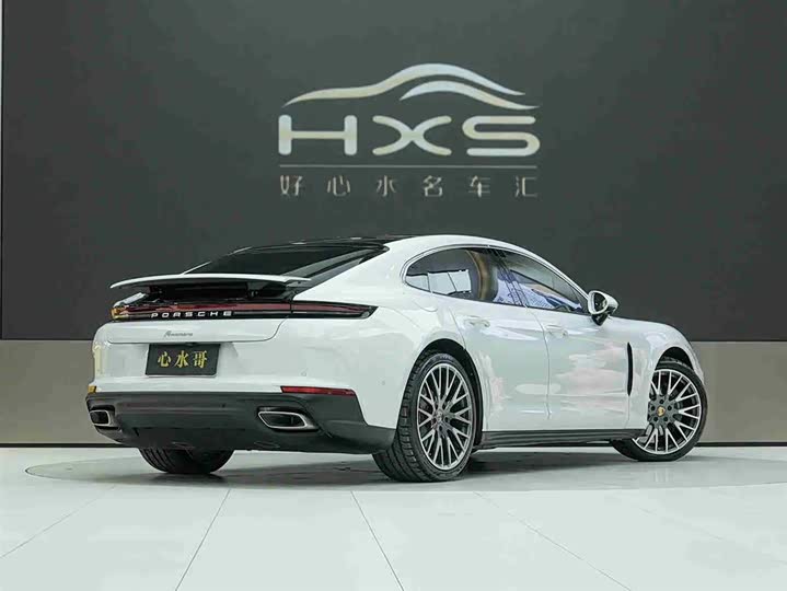 Фото 4 - Porsche Panamera