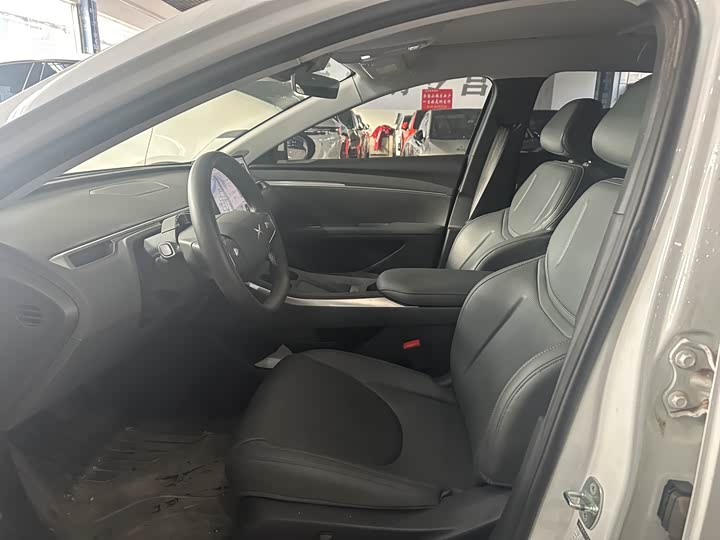 Фото 7 - XPeng Mona M03