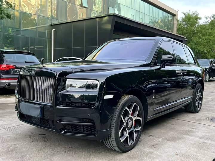 Фото 1 - Rolls-Royce Cullinan