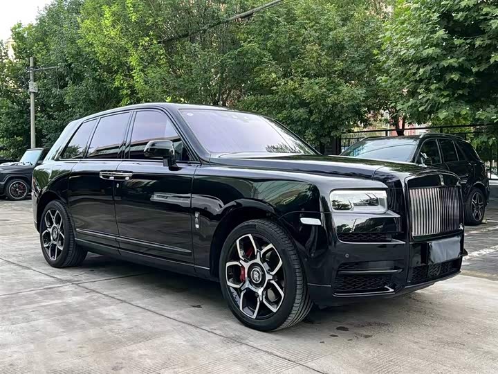 Фото 2 - Rolls-Royce Cullinan