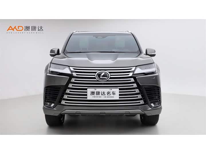 Фото 2 - Lexus LX