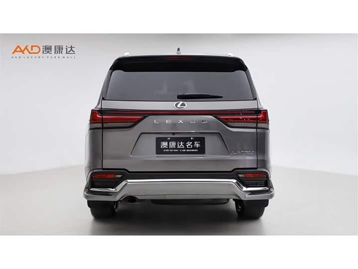 Фото 4 - Lexus LX