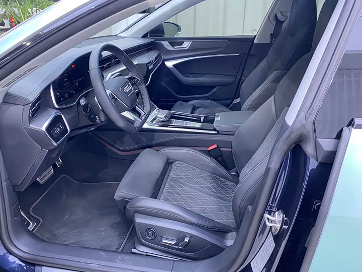 Фото 6 - Audi S7